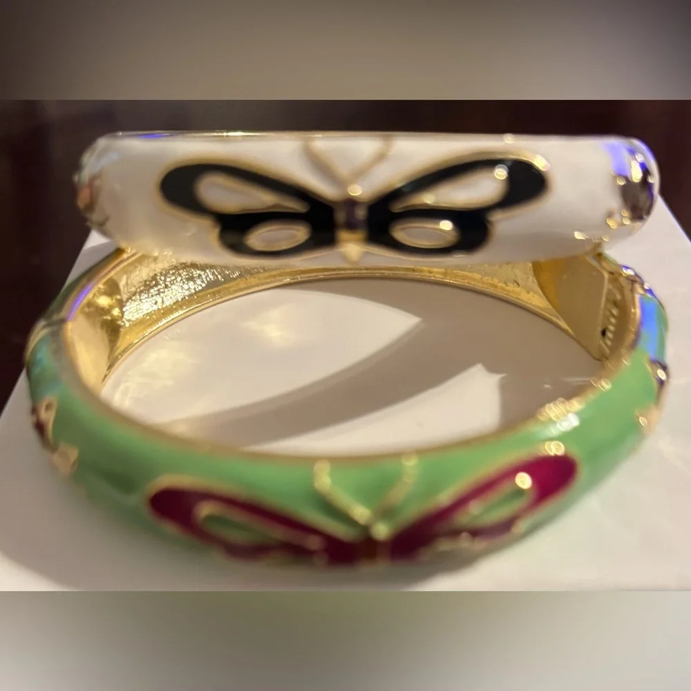 Elegant Butterfly Bangle Set - Green and White